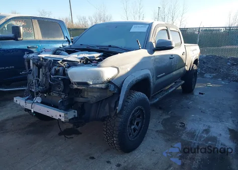 2018 Toyota Tacoma Sr5 z USA, uszkodzony, nr VIN 5TFDZ5BN3JX032852